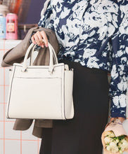 画像をギャラリービューアに読み込む, フラップバッグ（off white）｜MARSLY（マーズリー）
