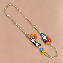 画像をギャラリービューアに読み込む, 花畑でお昼寝するねこたちの首飾り （ミミ・ぐり）｜maltamarie（マルタマリエ）
