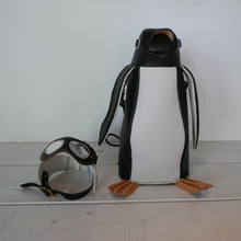 画像をギャラリービューアに読み込む, ペンギンの赤ちゃんバッグ・専用ヘルメット・ホワイト｜ガムアママレザーズ神戸（ガムアママレザーズコウベ）
