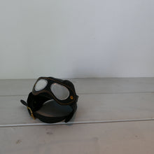 画像をギャラリービューアに読み込む, ペンギンの赤ちゃんバッグ・専用ヘルメット・ブラック｜ガムアママレザーズ神戸（ガムアママレザーズコウベ）
