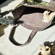 画像をギャラリービューアに読み込む, ウェーブタックトートバッグ（ブラウン・犬）｜Nikomatch（ニコマッチ）
