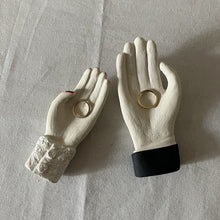 画像をギャラリービューアに読み込む, 掌のリングピローマット　ウェディング　男女のペアセット　｜とうげい hanaga（トウゲイ　ハナガ）｜とうげい hanaga（トウゲイ　ハナガ）
