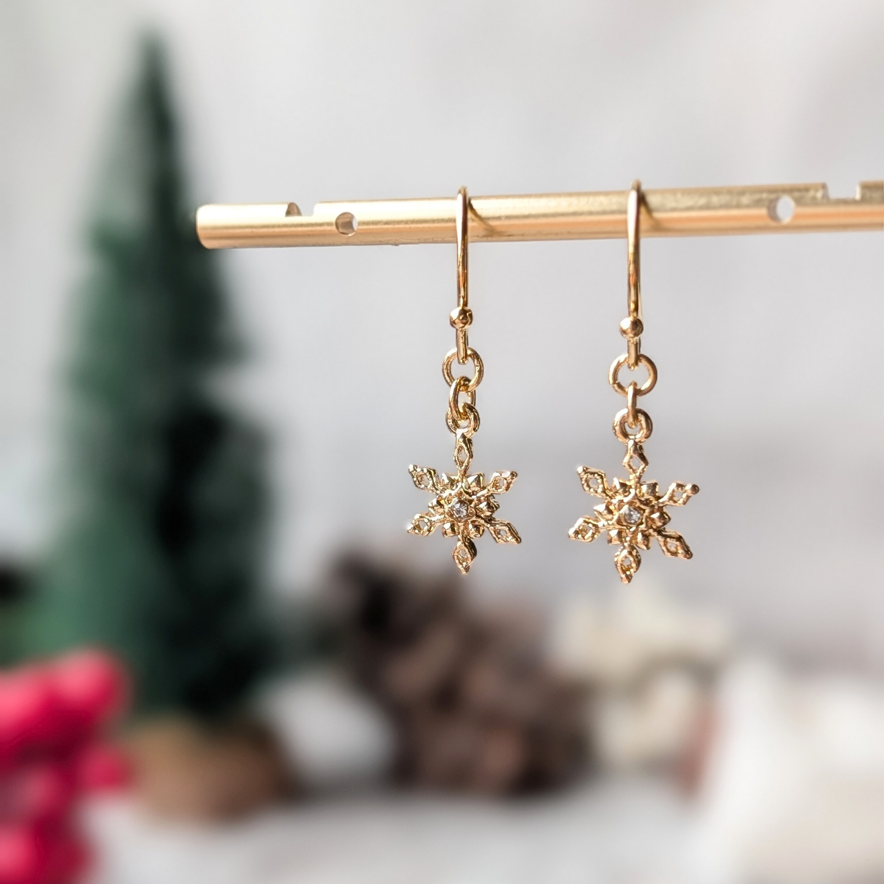 雪の結晶ピアス／イヤリング｜orie（オリエ）