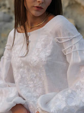 画像をギャラリービューアに読み込む, 刺繍ブラウス（ヴィシヴァンカ）｜Ukrainian Embroidery Wear ”Mavka”（ウクライナシシュウノアパレル　マウカ）
