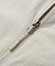 画像をギャラリービューアに読み込む, Dry Touch Stand Collar Blouson（POPUP限定）｜MODE COMMUTER（モードコミューター）
