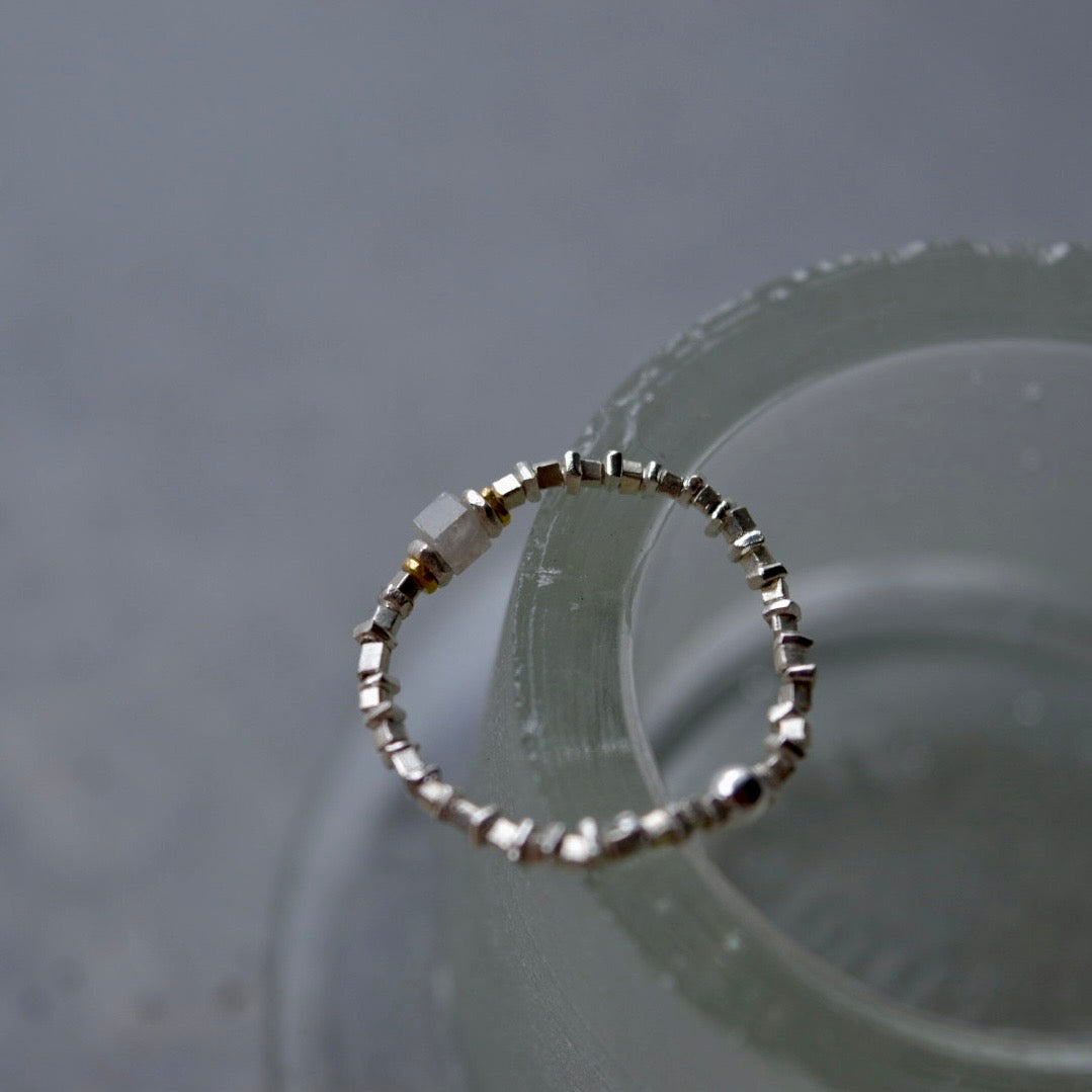 ダイヤモンドとカレンシルバーのリング ｜YEAH.JAPAN（イエアジャパン）