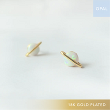 画像をギャラリービューアに読み込む, プラネットモチーフ オパール スタッドピアス（シルバー925／18Kゴールドプレーティング）｜SMUK（スムーク）
