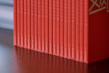 画像をギャラリービューアに読み込む, ショートストーリーブック／60STORIES ー 60才の東京タワーと60のわたしの話 ―｜NUDE LAMP（ヌードランプ）
