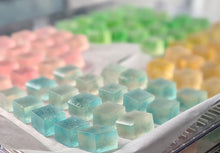 画像をギャラリービューアに読み込む, ＜プレゼントに＞デニムうさぎと琥珀糖セット｜Chatty-sweets（チャティースイーツ）
