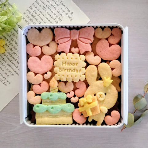 Patisserieシュシュ バースデークッキー缶/きみと季節のとなりに「HappyBirthday」うさぎ｜Patisserieシュシュ（パティスリーシュシュ）