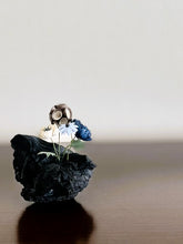 画像をギャラリービューアに読み込む, 炭オブジェ／静けさのある花を愛でる｜櫂の炭（カイノスミ）

