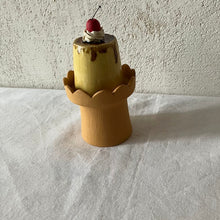 画像をギャラリービューアに読み込む, 陶器のプリン印鑑入れ｜とうげい hanaga（トウゲイ　ハナガ）
