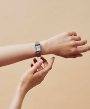 画像をギャラリービューアに読み込む, TSUKI 朧月 / SQUARE SILVER MESH｜MATOW（マトウ）
