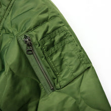 画像をギャラリービューアに読み込む, Quilting MA-1  [Khaki]｜DEFACT（デファクト）
