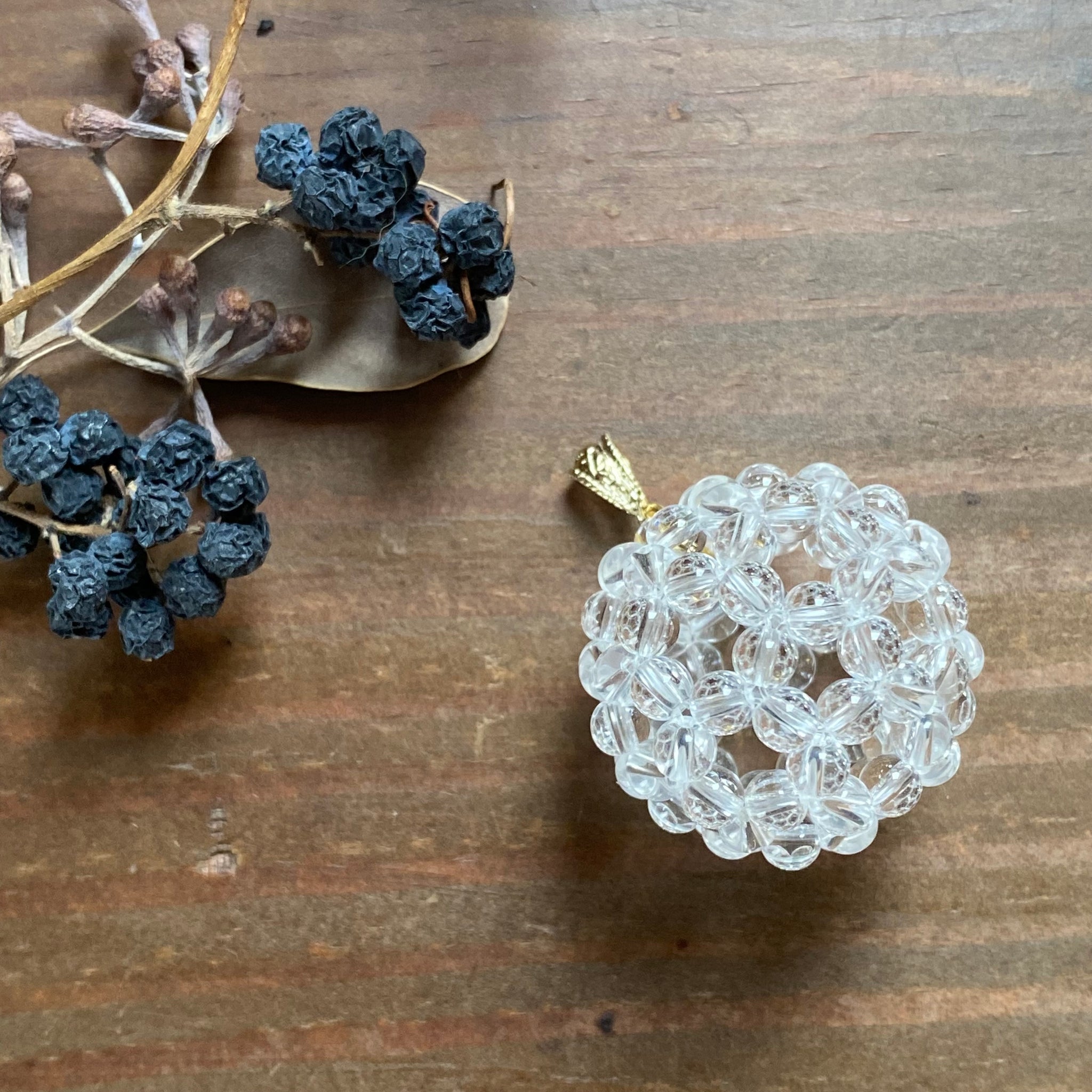 フラーレン 水晶 5A 4mm｜紬（ツムギ） – CHOOSEBASE SHIBUYA