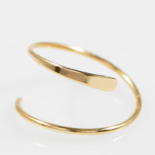 画像をギャラリービューアに読み込む, ミニスパイラル デザインピアス /a0499mt｜malvaceae（マルヴェセア）
