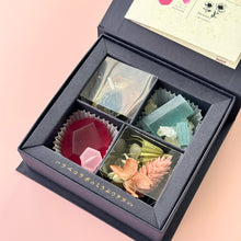 画像をギャラリービューアに読み込む, ルビーちゃんとエメラルドちゃんのこうぶつヲカシ4粒箱｜ハラペコラボ｜harapecolab（ハラペコラボ）
