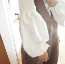 画像をギャラリービューアに読み込む, マシュマロブラウス　オフホワイト｜hachiko（ハチコ）
