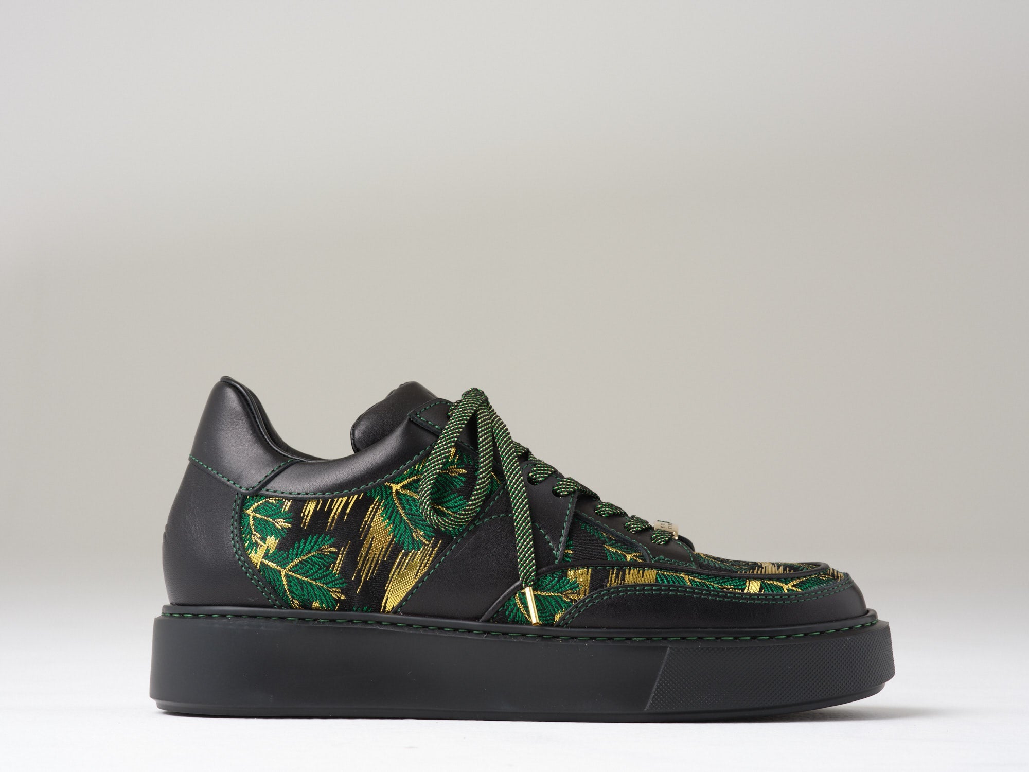 中国民国中晚期の靰鞡鞋（マンジュ族の伝統的な革靴） アンティーク雑貨 ☆チャーチ 85D/UK8.5【極貴重☆象革/GENUINE ELEPHANT/2都市