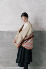 画像をギャラリービューアに読み込む, -POINT-　MOHIKANストール　col:オレンジ｜POLS（ポルス）
