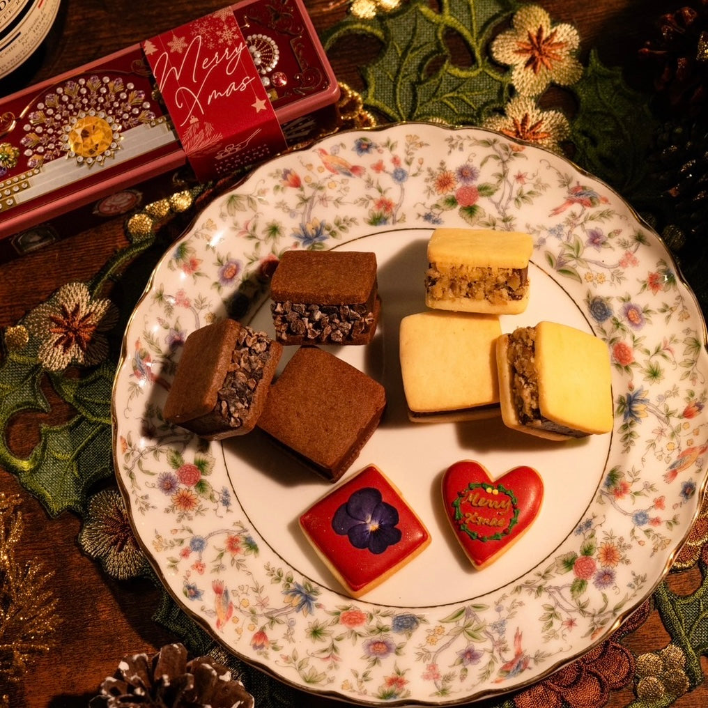 宝塚すみれショコラ クリスマスVer.｜パティスリーマグノリア