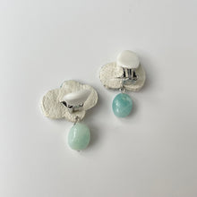 画像をギャラリービューアに読み込む, たゆたう輪郭をなぞる.刺繍ピアス.刺繍イヤリング｜cheese（チーズ）
