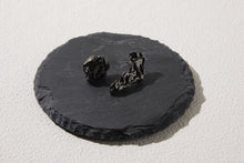 画像をギャラリービューアに読み込む, Pluto Rebirth pierced earrings Black｜Plu.2（プルードゥ）
