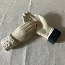 画像をギャラリービューアに読み込む, 掌のリングピローマット　ウェディング　男女のペアセット　｜とうげい hanaga（トウゲイ　ハナガ）｜とうげい hanaga（トウゲイ　ハナガ）
