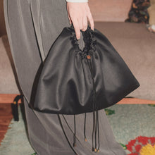 画像をギャラリービューアに読み込む, Hollowed Bag[satin leather]｜Cherry on top（チェリーオントップ）
