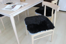 画像をギャラリービューアに読み込む, 日本製 長毛 ムートンシートクッション クラフト 40×40cm｜NOBLE mouton&amp;interior（ノーブル　ムートンアンドインテリア）
