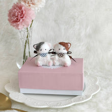 画像をギャラリービューアに読み込む, 手縫いの小さなぬいぐるみ｜こねこの双子ちゃん① BOX付｜spoon friends（スプーンフレンズ）
