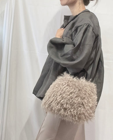 hachiko ギャザーブラウス　オフホワイト｜hachiko（ハチコ）