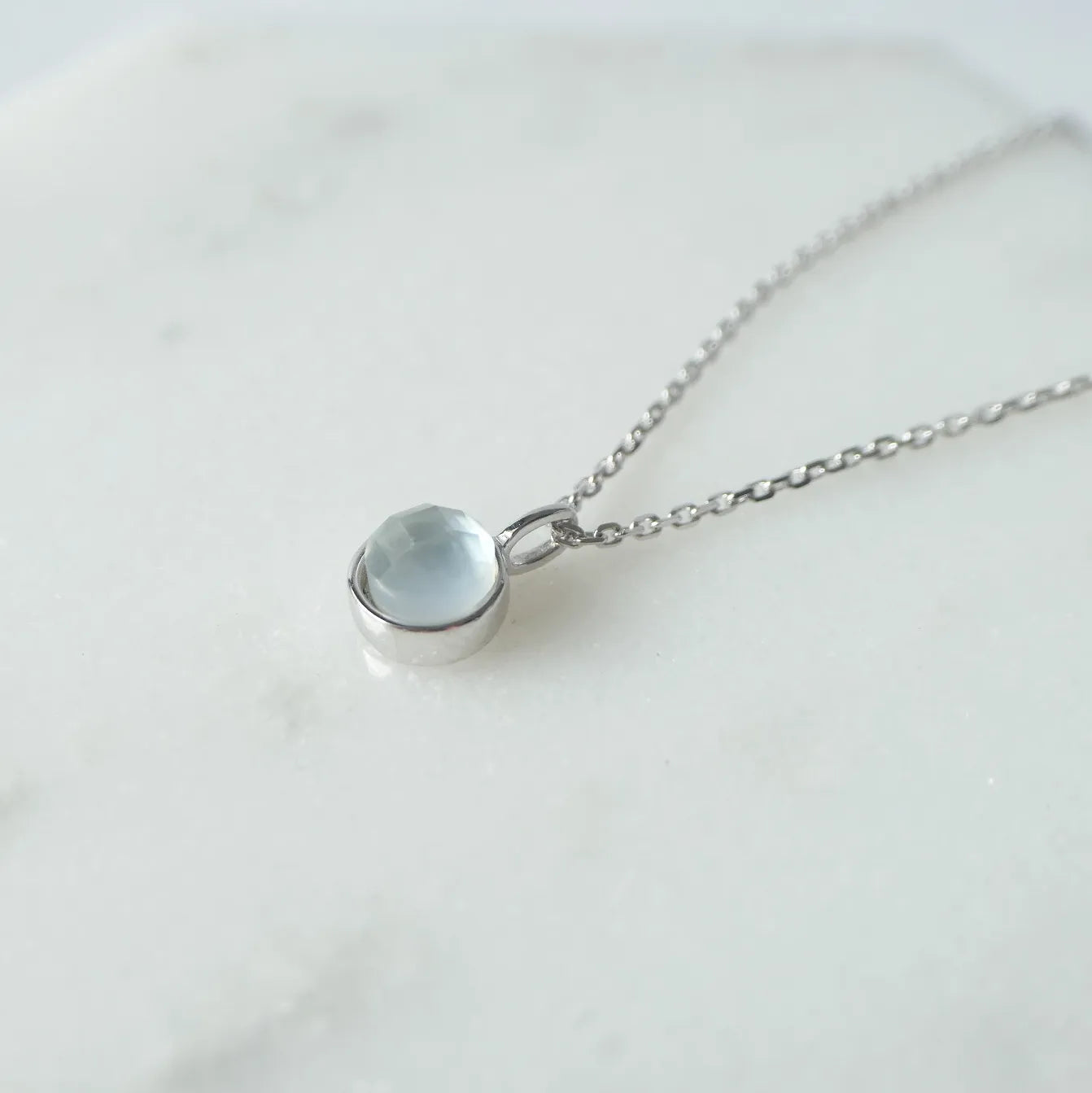 マザーオブパール ネックレス（シルバー925／ロジウムプレーティング