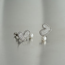 画像をギャラリービューアに読み込む, Pearl Kiss Heart  光のハートイヤリング｜BLANCHE NEIGE（ブランシュネージュ）
