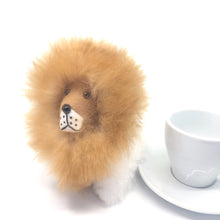 画像をギャラリービューアに読み込む, ベビーアルパカの天然皮革 ライオン ぬいぐるみ｜ペルー職人手仕事・一点もの
