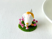 画像をギャラリービューアに読み込む, 春を感じて猫さん（黄トラ白）｜手ノヒラ堂（テノヒラドウ）
