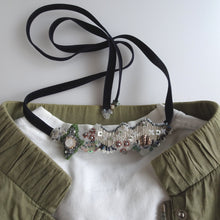 画像をギャラリービューアに読み込む, 雪原//立体刺繡のベロアリボンネックレス｜hanmmmo（ハンモ）
