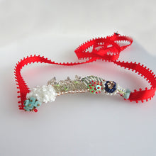 画像をギャラリービューアに読み込む, 宝石箱//立体刺繡のリボンネックレス｜hanmmmo（ハンモ）
