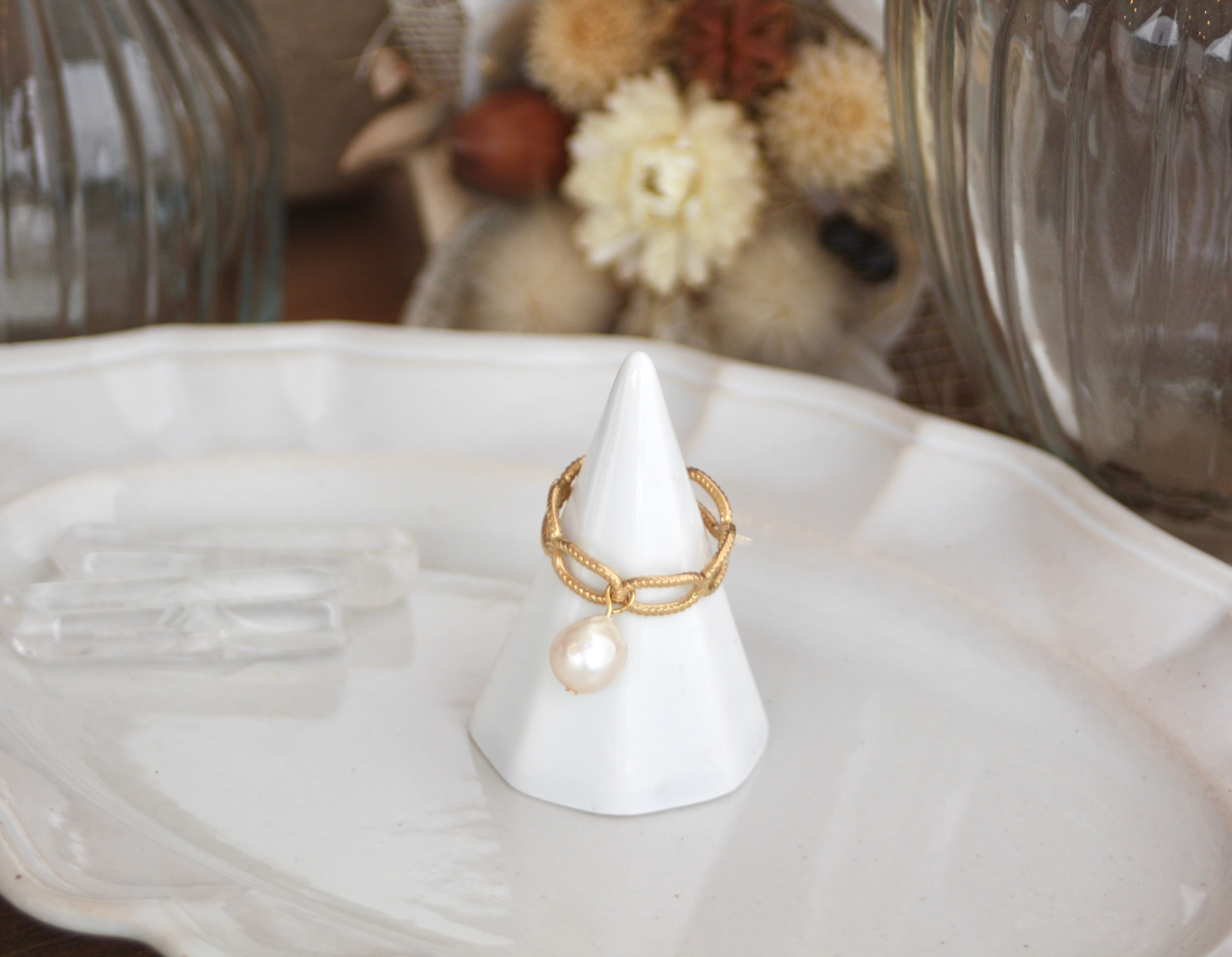 国産あこや真珠バロックパール「月の雫珠」＊サージカルステンレス･イヤーカフ片耳(1個)(チェーンモチーフ)｜ツバメ舎（ツバメシャ）