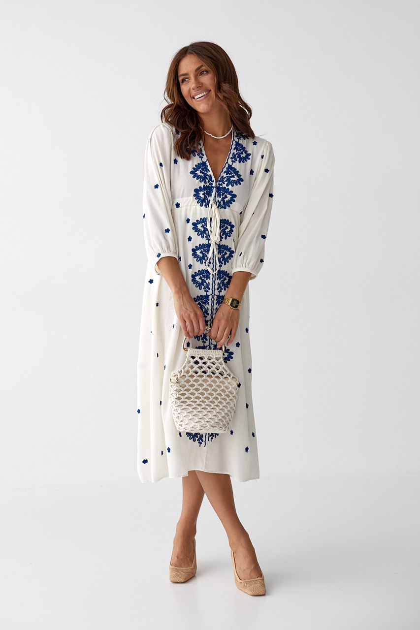 レース刺繍ワンピース｜Ukrainian Embroidery Wear ”Mavka”（ウクライナシシュウノアパレル　マウカ）