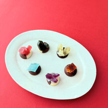 画像をギャラリービューアに読み込む, 鉱物ショコラ6粒箱（チョコレート×琥珀糖）｜ハラペコラボ
