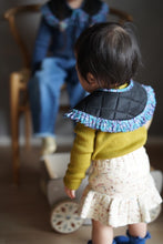 画像をギャラリービューアに読み込む, quilted frill collar (black quilt×blue liberty print)｜RonRon baby &amp; mom（ロンロンベビーアンドマム）
