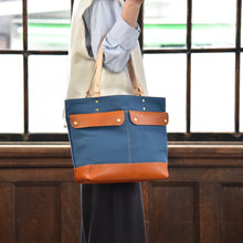 画像をギャラリービューアに読み込む, MUDITA HILL｜岡喜近江牛レザーと高島帆布で作った 2フラップトート 【びわ湖ブルー×ブライトキャメル】｜Cogocoro（コゴコロ）
