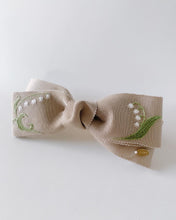 画像をギャラリービューアに読み込む, Muguet (スズラン)  フランス刺繍　リボンバレッタ｜SUNNY RIBBON（サニーリボン）
