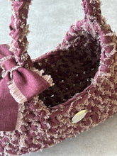 画像をギャラリービューアに読み込む, triangle denim fringe ribbon bag large shoulder ver. / red｜GONGON.crochet（ゴンゴンクロシェ）
