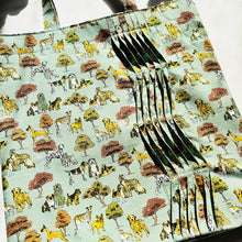 画像をギャラリービューアに読み込む, ウェーブタックトートバッグ（ブラウン・犬）｜Nikomatch（ニコマッチ）
