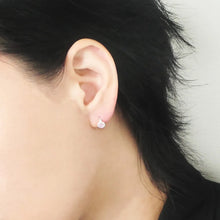 画像をギャラリービューアに読み込む, ピンクオパール・シルバー925ハギーピアス｜SMUK（スムーク）
