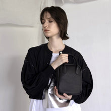 画像をギャラリービューアに読み込む, ミニュラ 2WAYスクエアバッグ【日本製】｜ESTINE（エスティーヌ）
