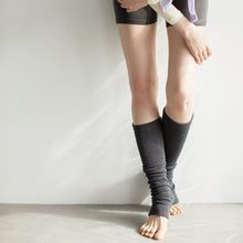 画像をギャラリービューアに読み込む, レッグウォーマー 内側シルク｜ayame（アヤメ）
