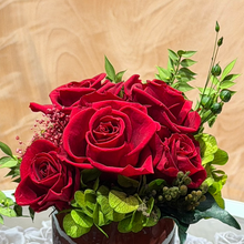 画像をギャラリービューアに読み込む, Ｄｏｍａｎｉ ｍｕｇ ＲＯＳＥ ａｒｒａｎｇｅｍｅｎｔ ＲＥＤ｜GINZA SOBI FLOWERS（ギンザ　ソビ　フラワーズ）
